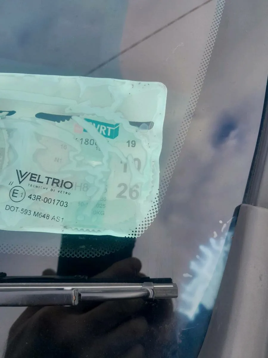 HYUNDI SANTFI CREW CAB - Image 4