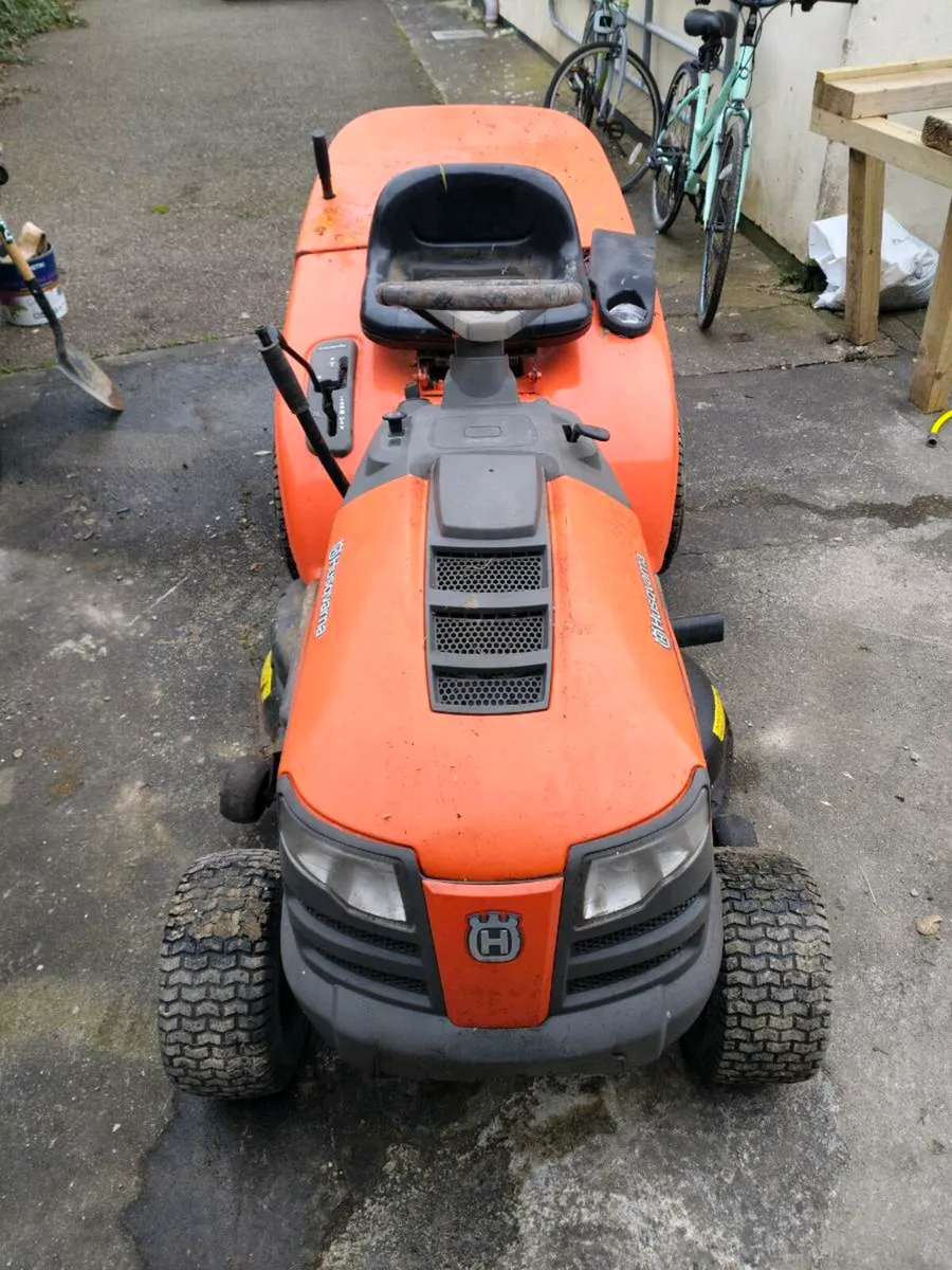 Husqvarna CTH171 Ride on - Image 2