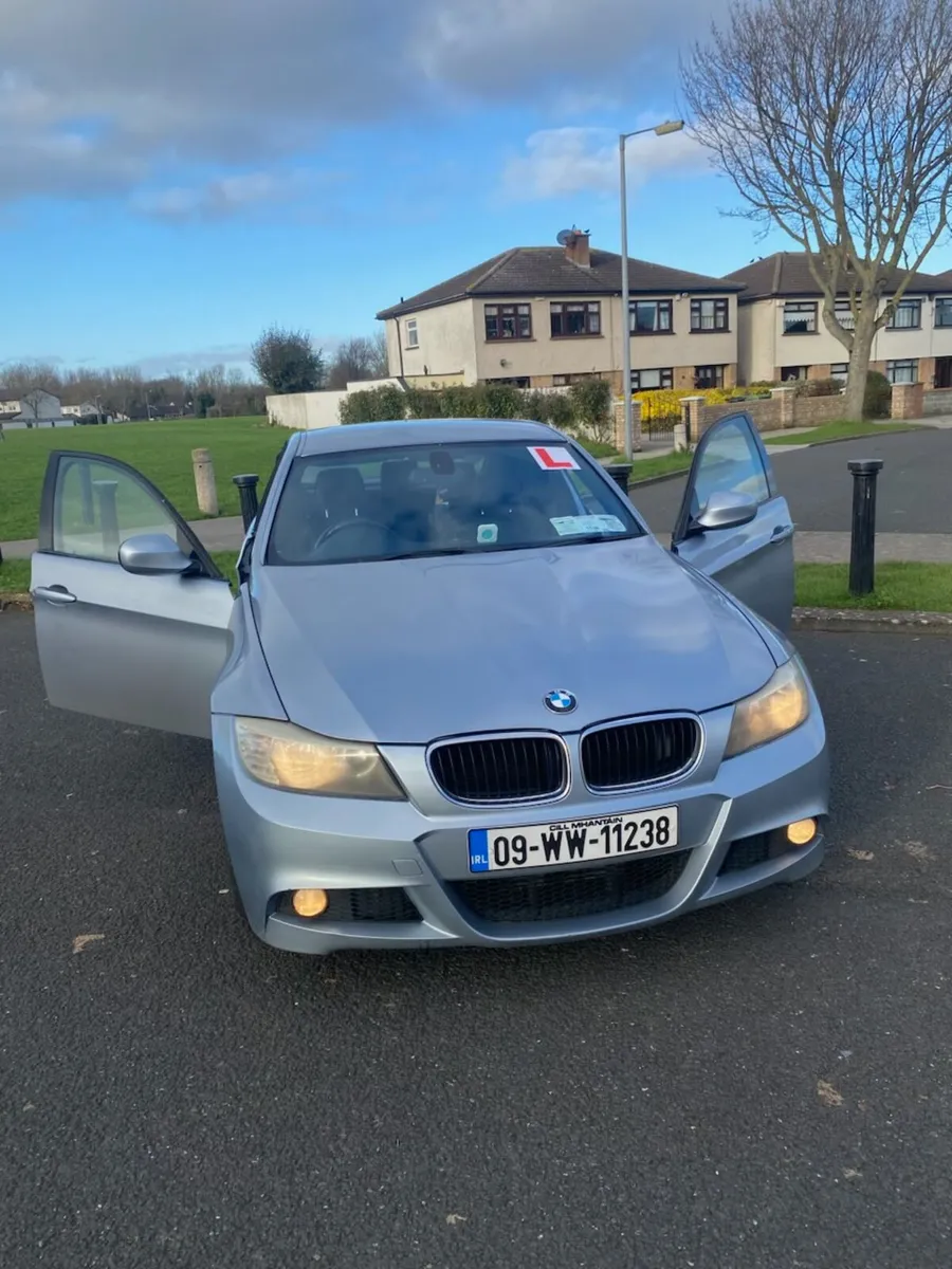 Automatic bmw 2L 320D m sport - Image 1