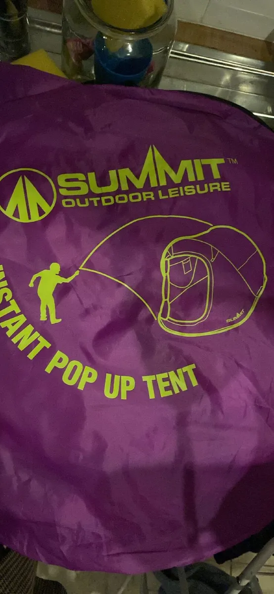 Pop up tent - Image 1