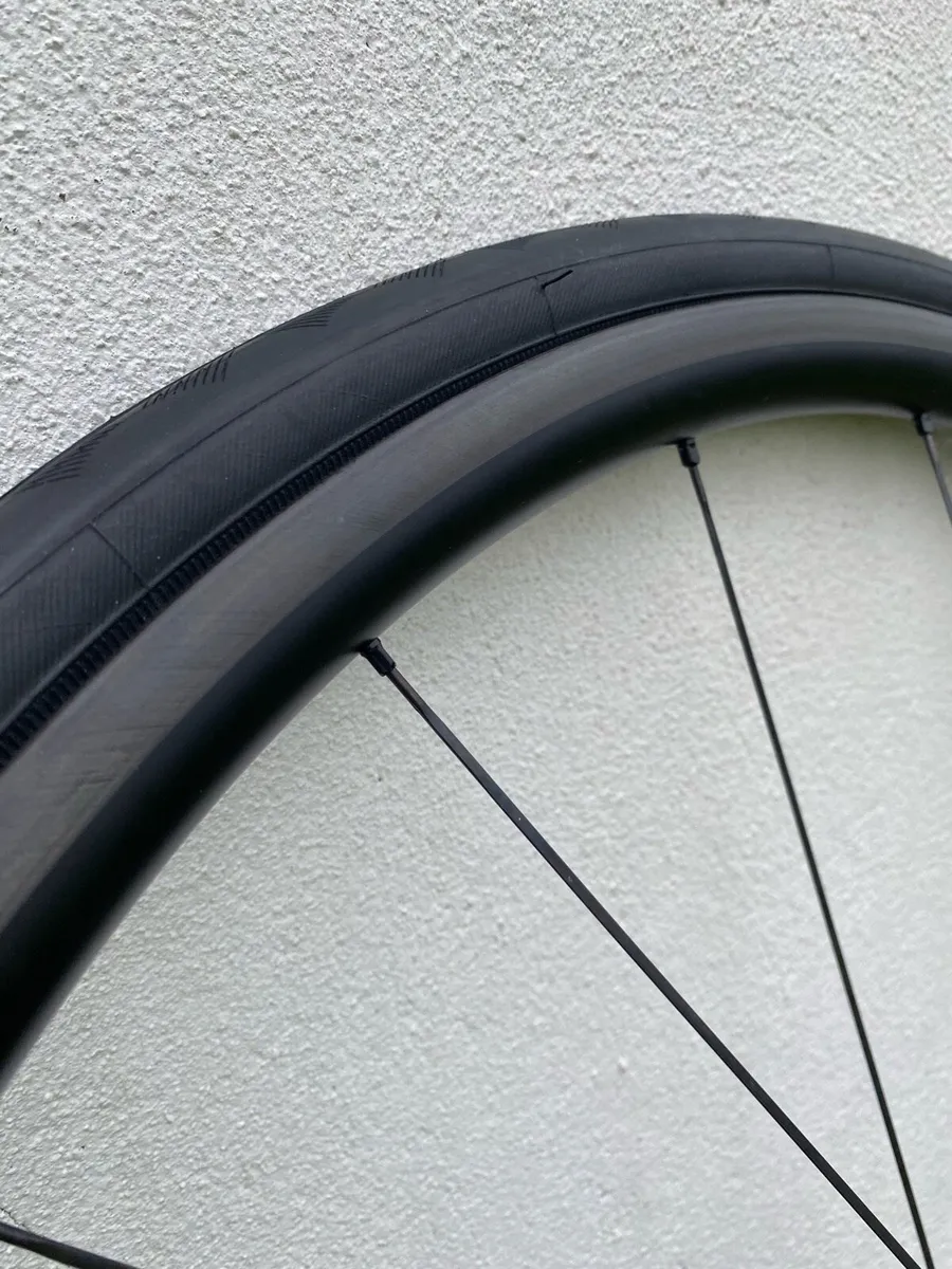 Lightweight Carbon Wheelset - Image 4