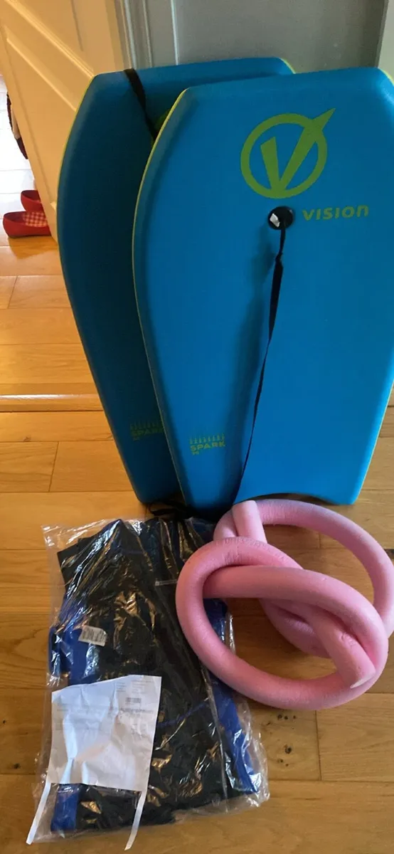Kids Wet suit and bodyboards - Image 1