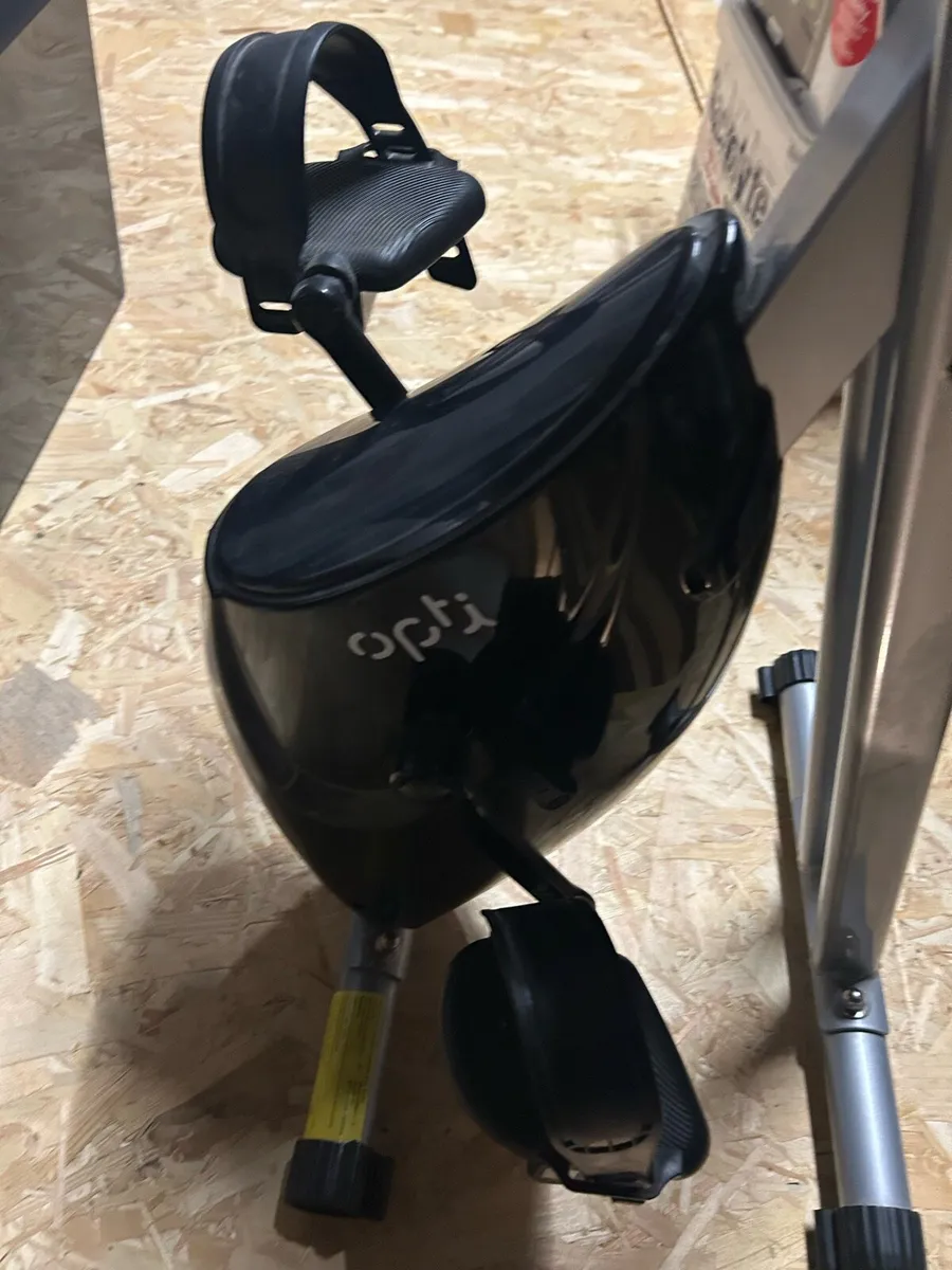 Exercise bike - Image 1