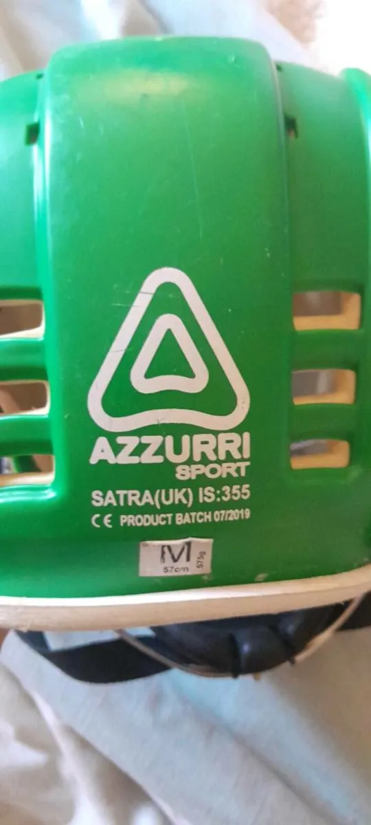 3 Hurleys plus helmet - Image 2