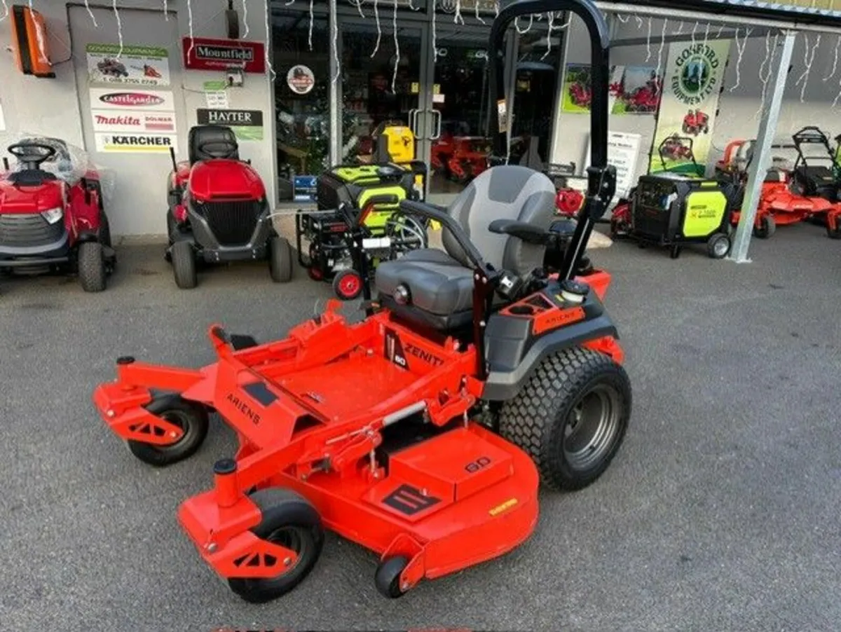 Ex Demo Ariens Zenith 60'' Kawasaki 726cc V-Twin - Image 1