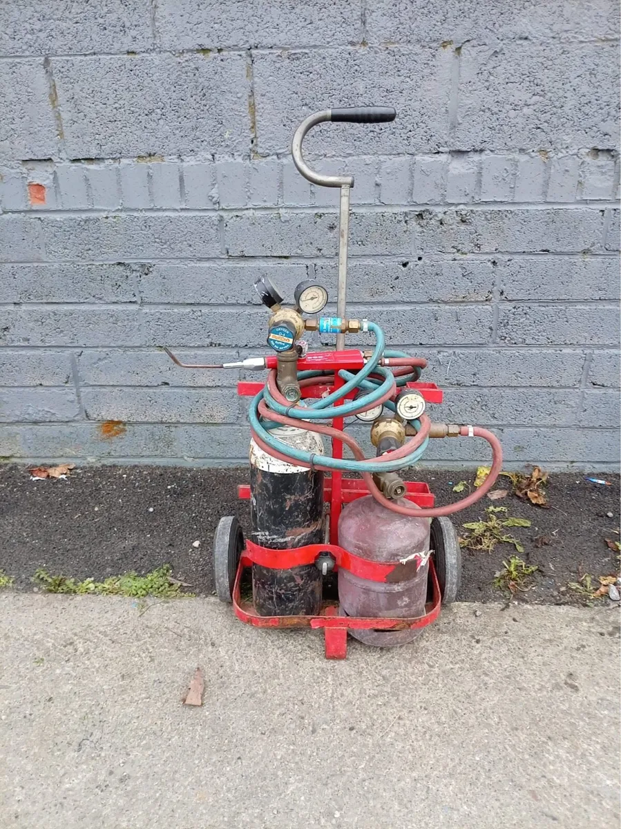 Welder / cutter - Image 1