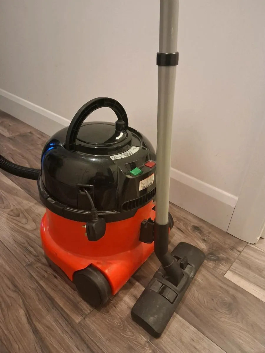 Henry Hoover - Image 4