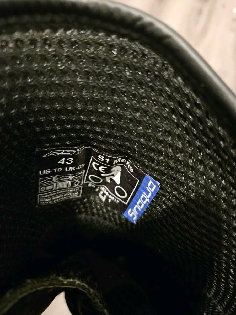 Motorcycle Gear for sale - Great brands - Image 4