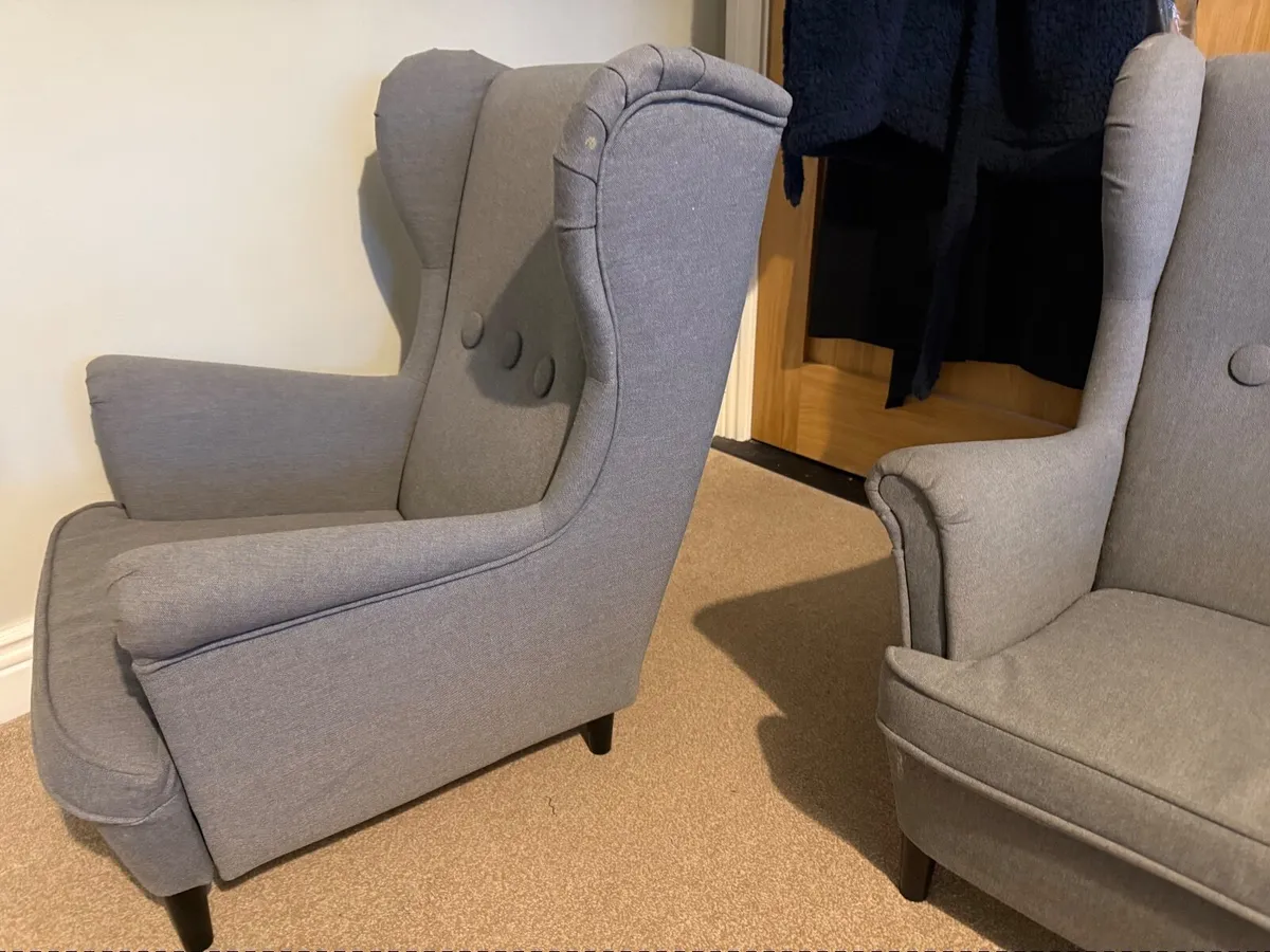 Kids chair - pair - furniture - Image 2