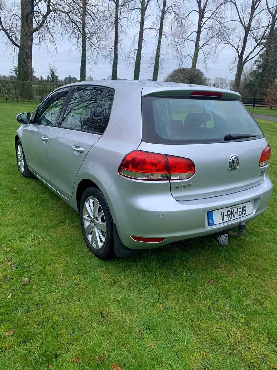 11 VW GOLF 1.6 - Image 4