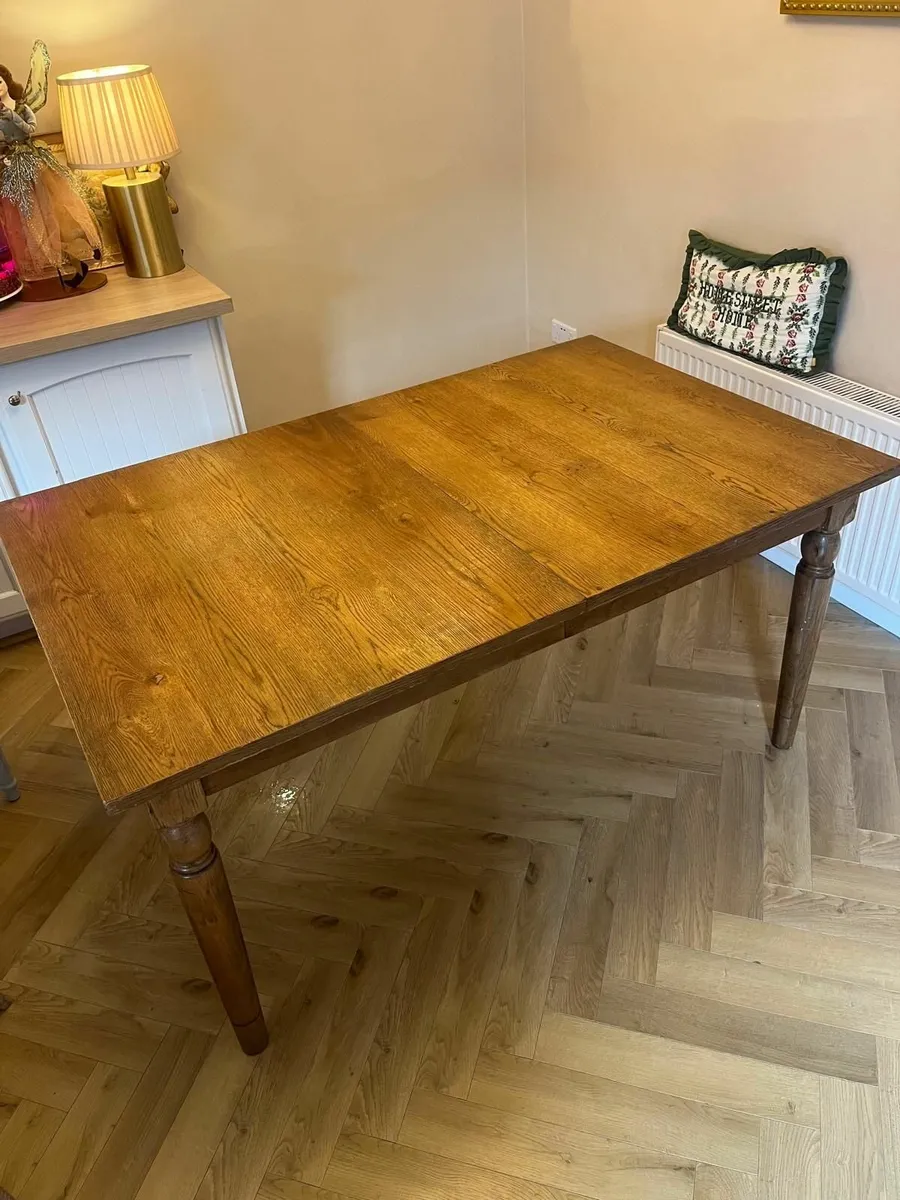 Kitchen table - Image 2