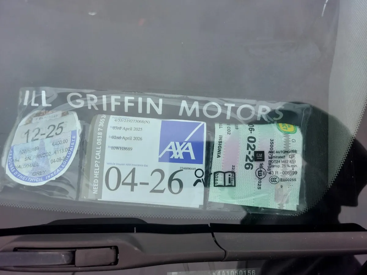 Vauxhall Insignia 2010 - Image 2