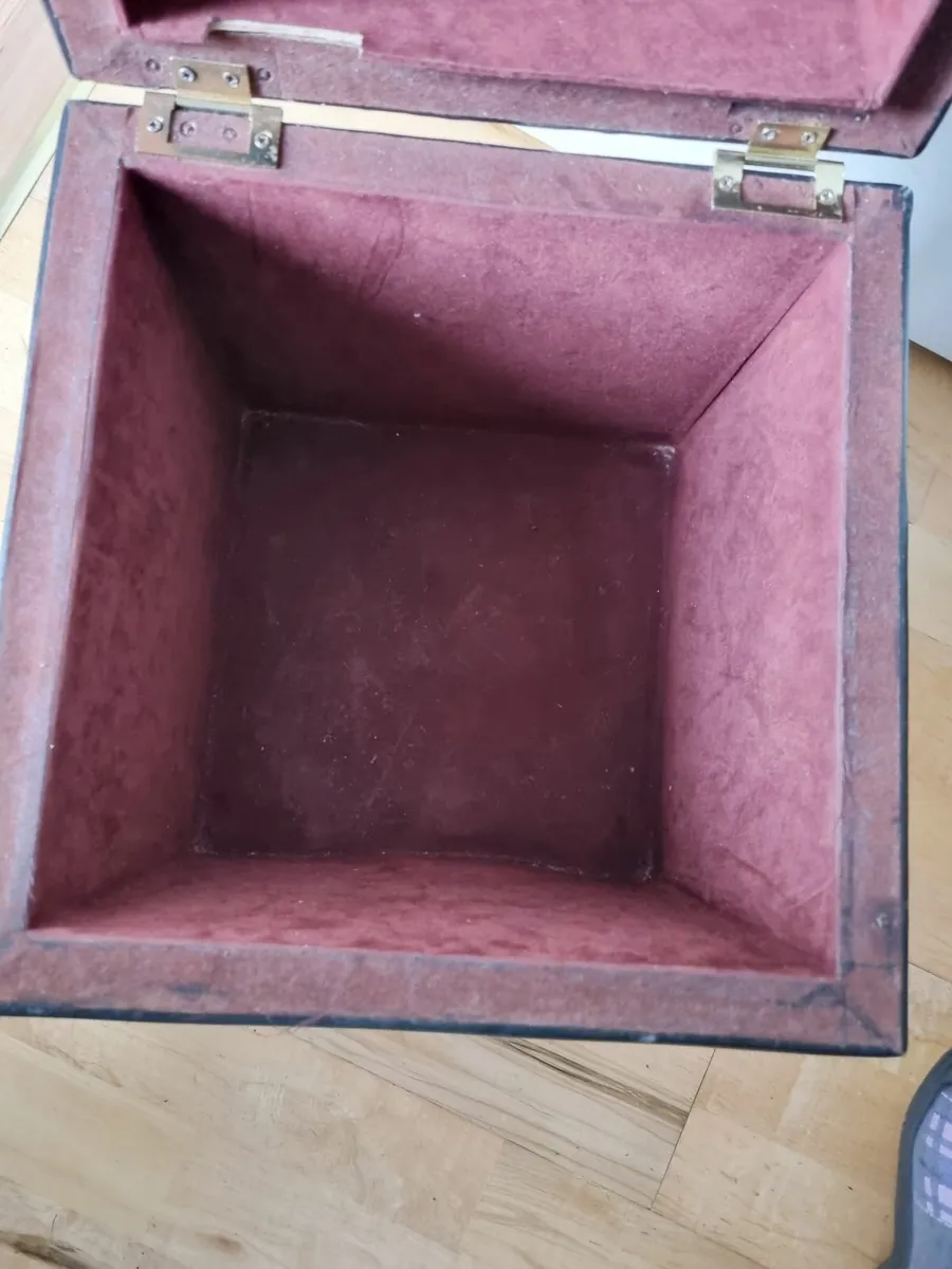 Black small pouffe stool with storage - Image 3