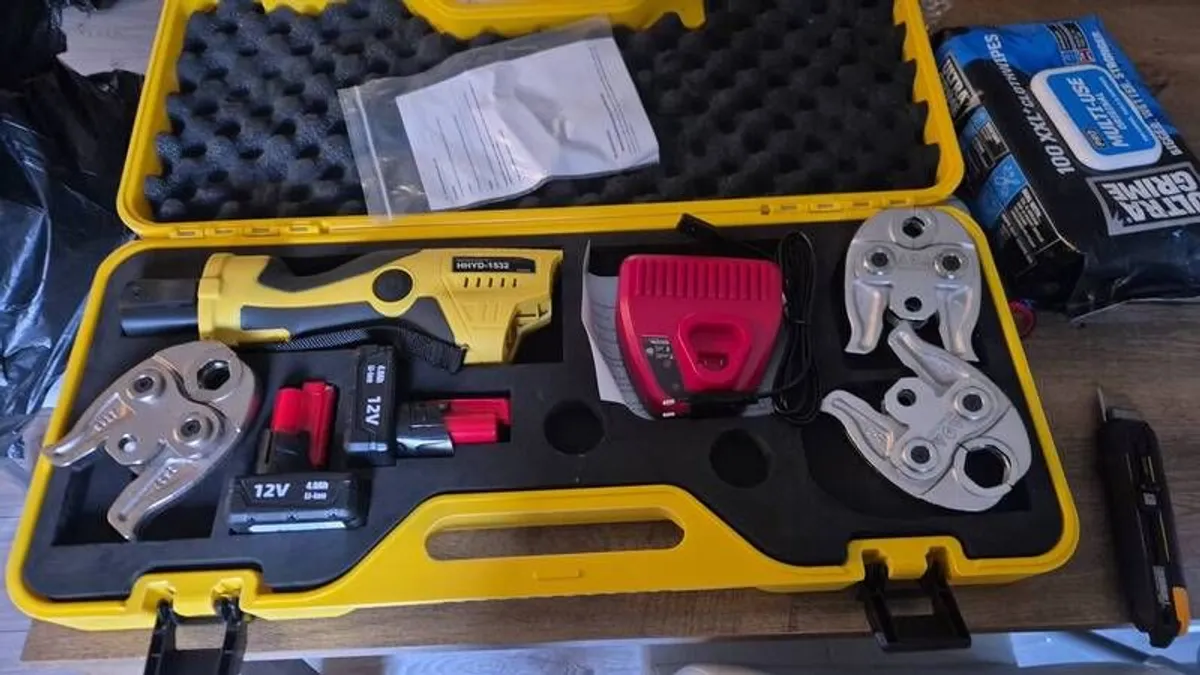 lenovo press tool - Image 1