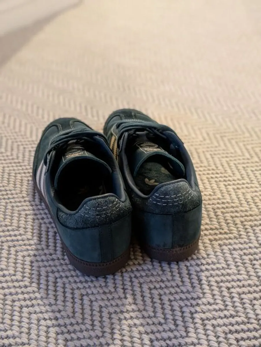 Mineral Green Adidas Samba - Image 3