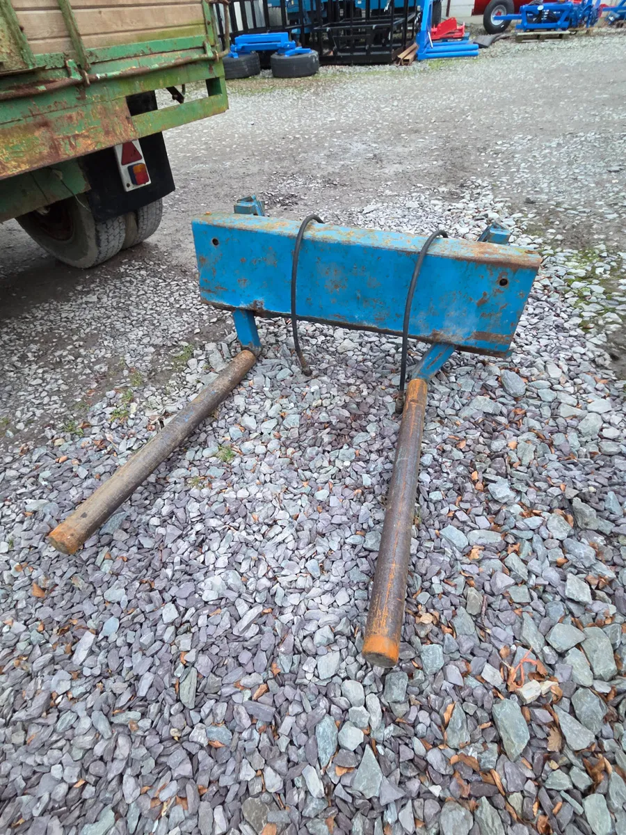 Tanco Bale handler with tractor euro brackets - Image 1