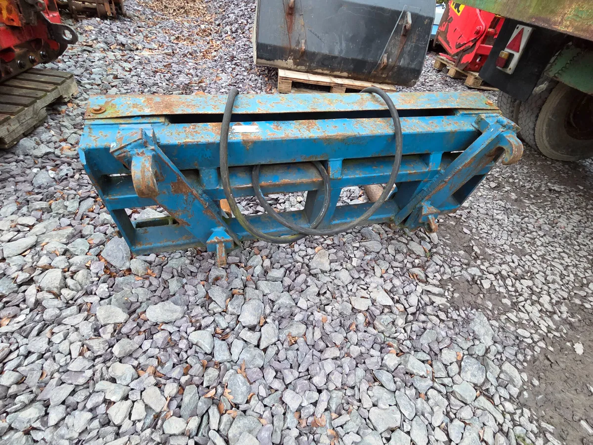 Tanco Bale handler with tractor euro brackets - Image 2