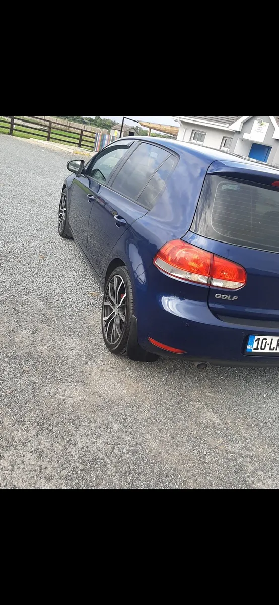 VW Golf 1.6 TDI MATCH 105BHP - Image 2
