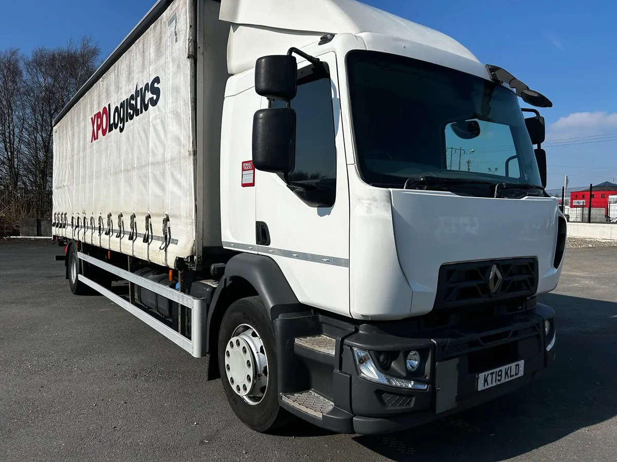 6x 2019 Renualt 30ft curtains 2 ton lifts - Image 2