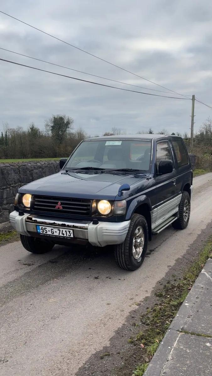 Mitsubishi Pajero - Image 2