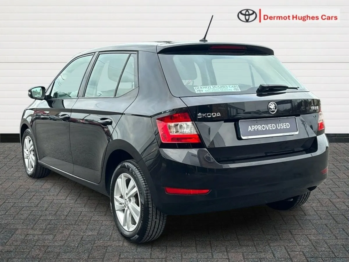 Skoda Fabia AMBITION 1.0 MPI 75HP 4DR - Image 2