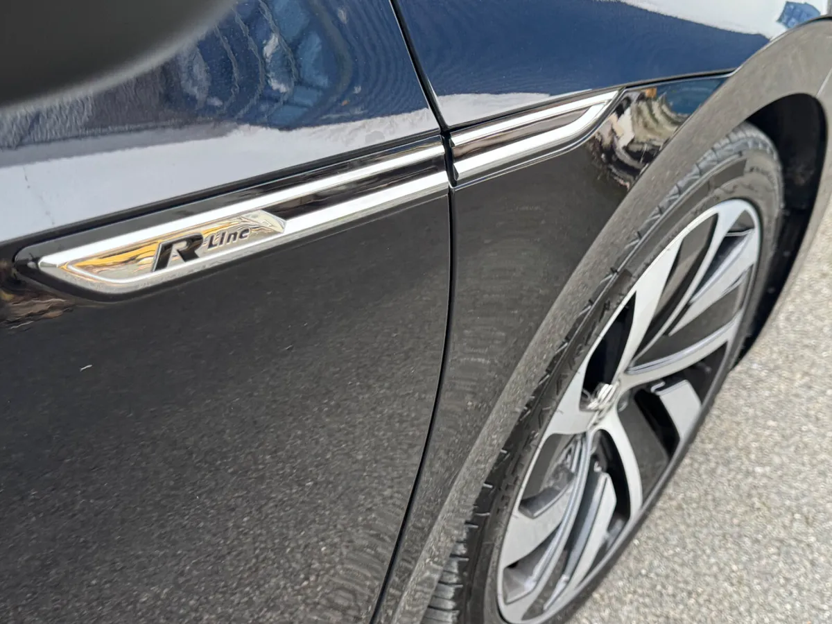 Volkswagen Arteon 2019 RLINE MANUAL - Image 2