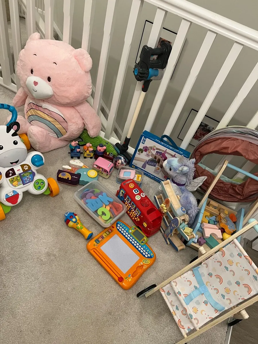 Children toy bundle (20 items) - Image 1