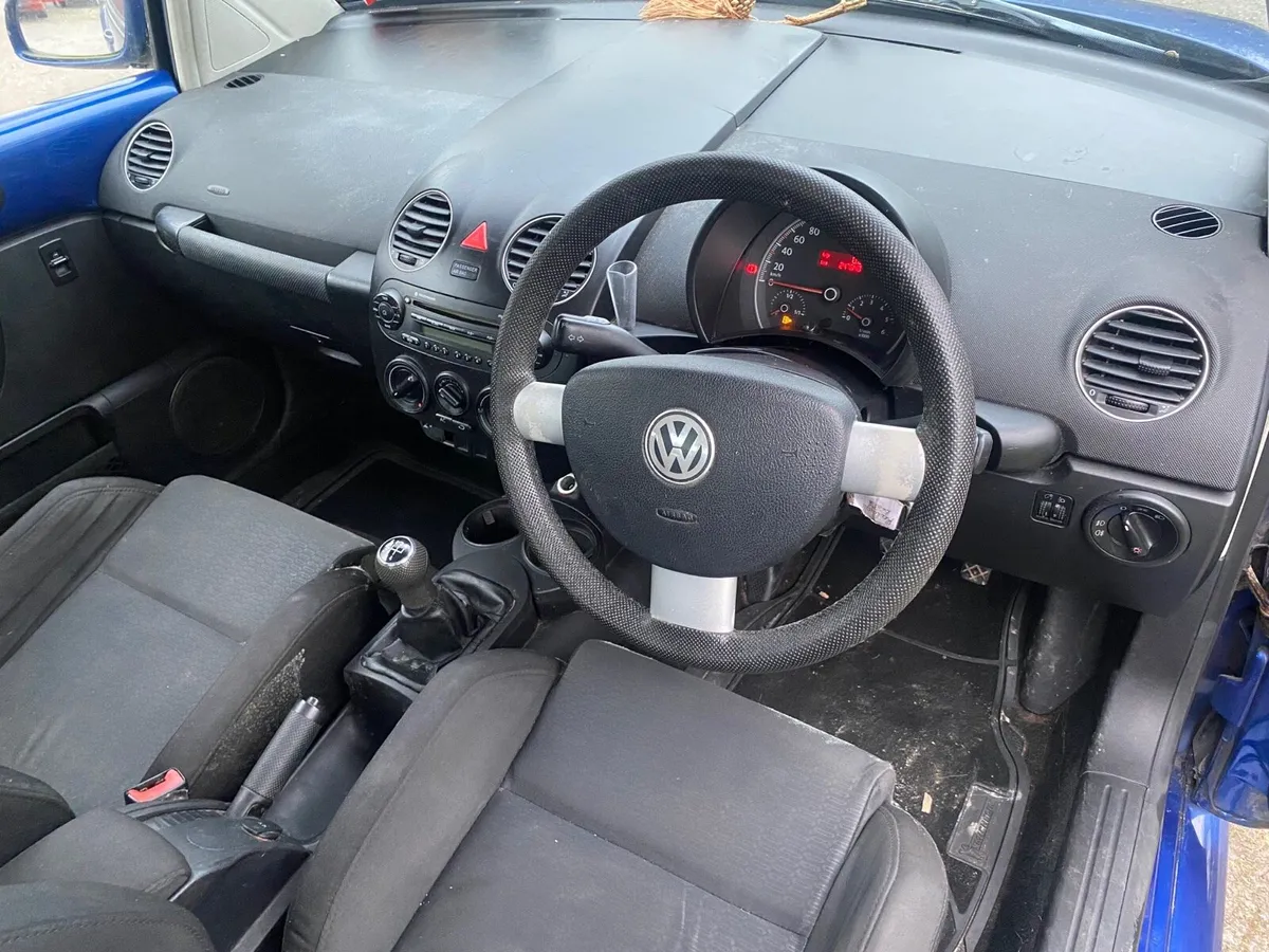 2008 vw beetle petrol - Image 4