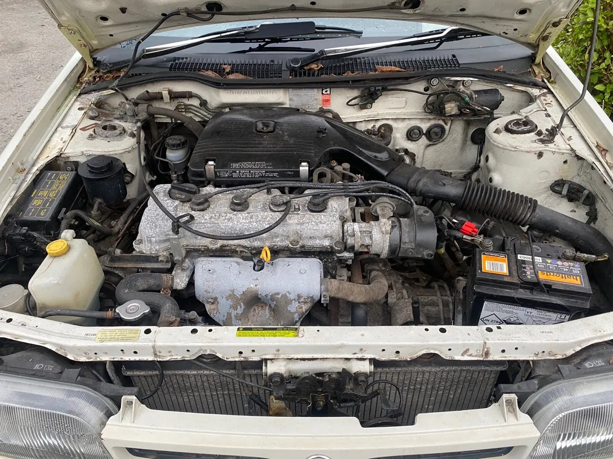 91 Nissan sunny automatic - Image 3