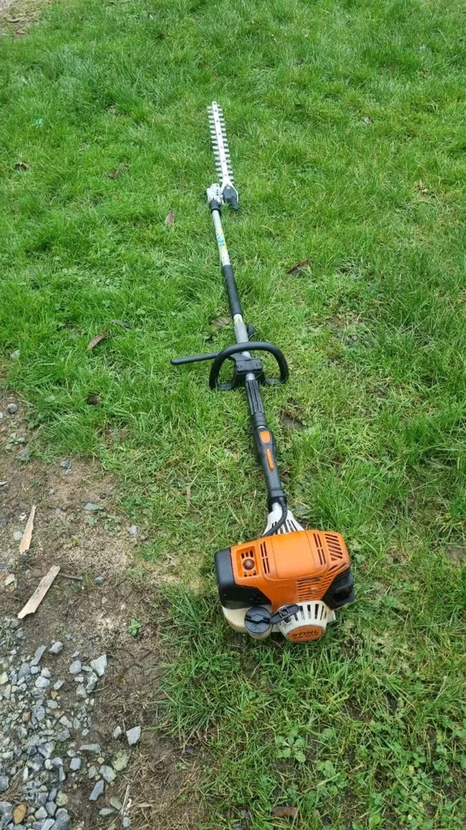 Stihl km131r long reach hedge trimmer - Image 3