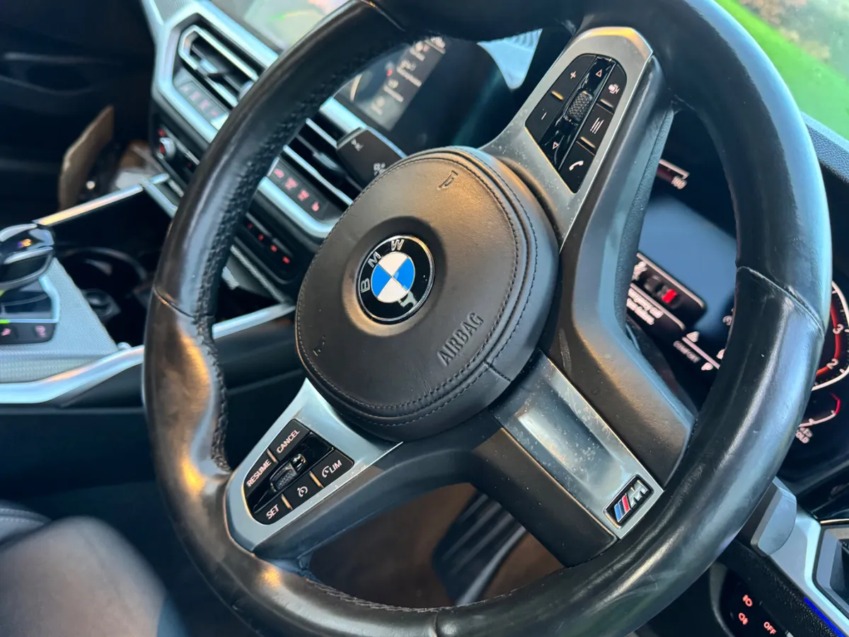 BMW 3-Series 2019 msport - Image 4