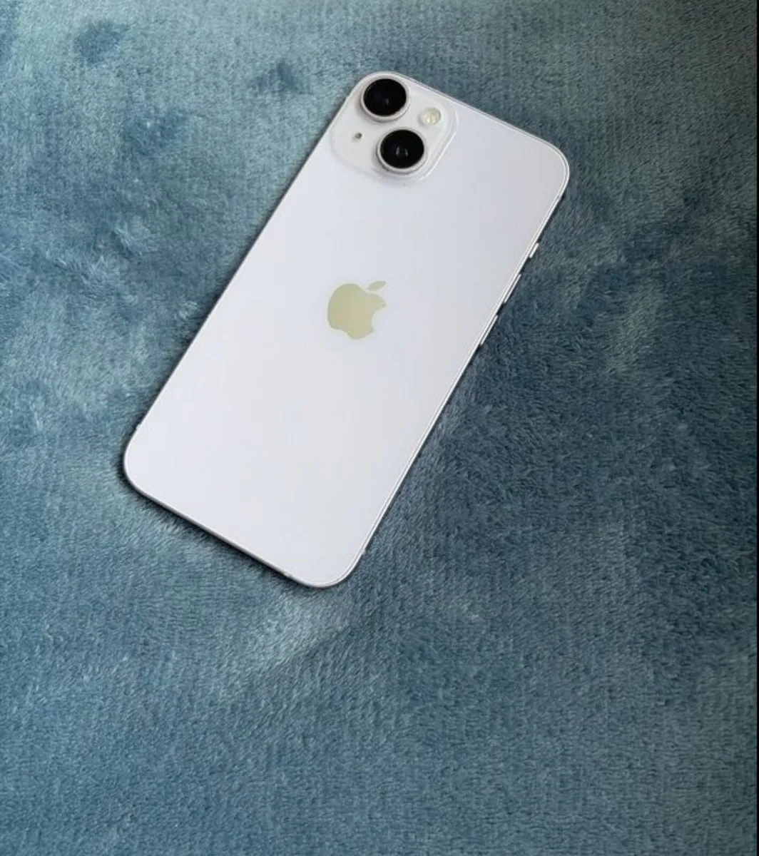 iPhone 14 - Image 2