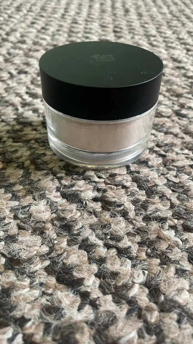 Lancôme setting powder - Image 2