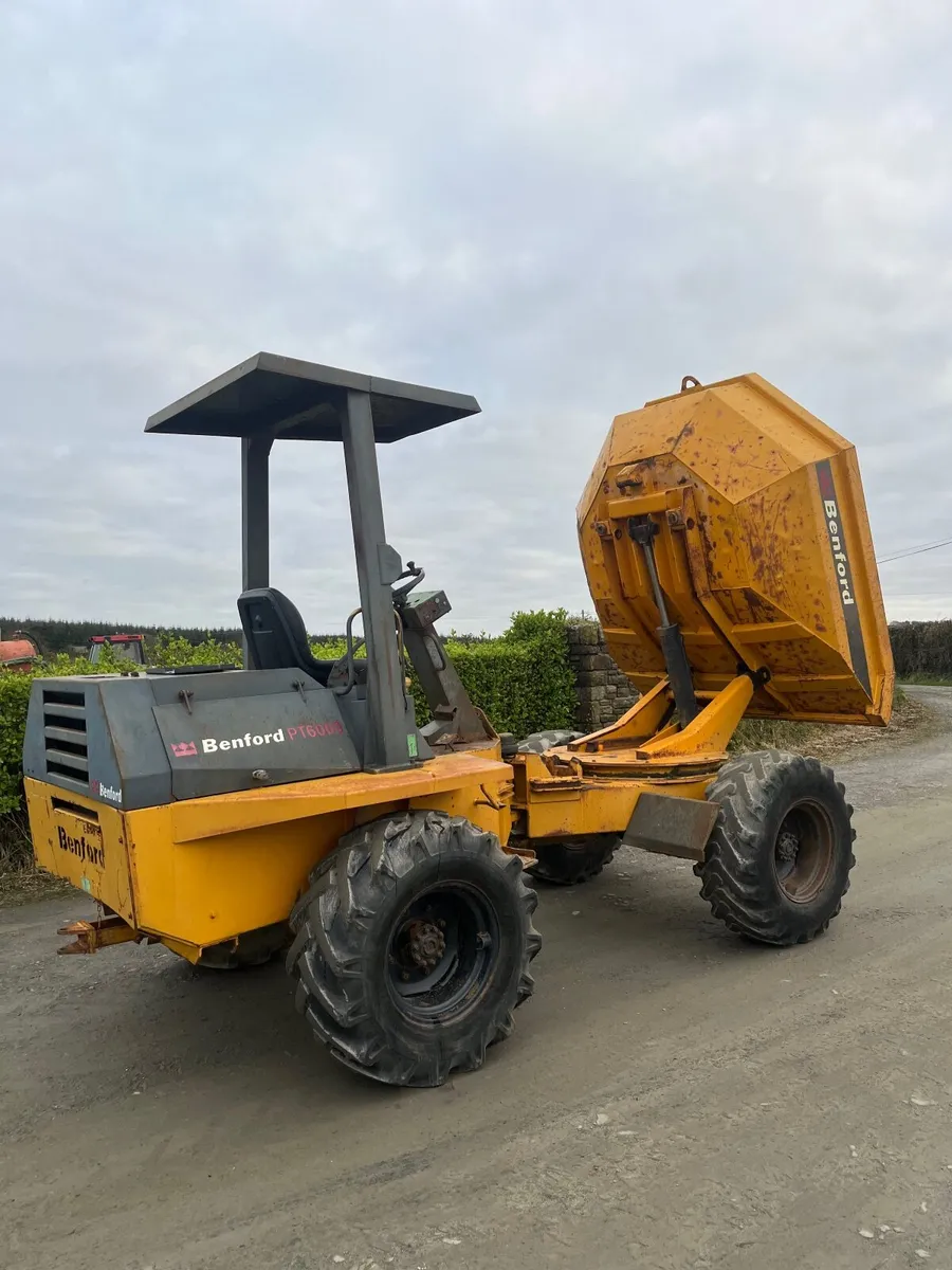 6 ton swivel dumper - Image 1