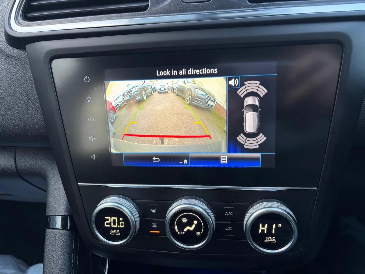 Renault Kadjar 2020  DIESEL  LOW  MILEAGE - Image 3
