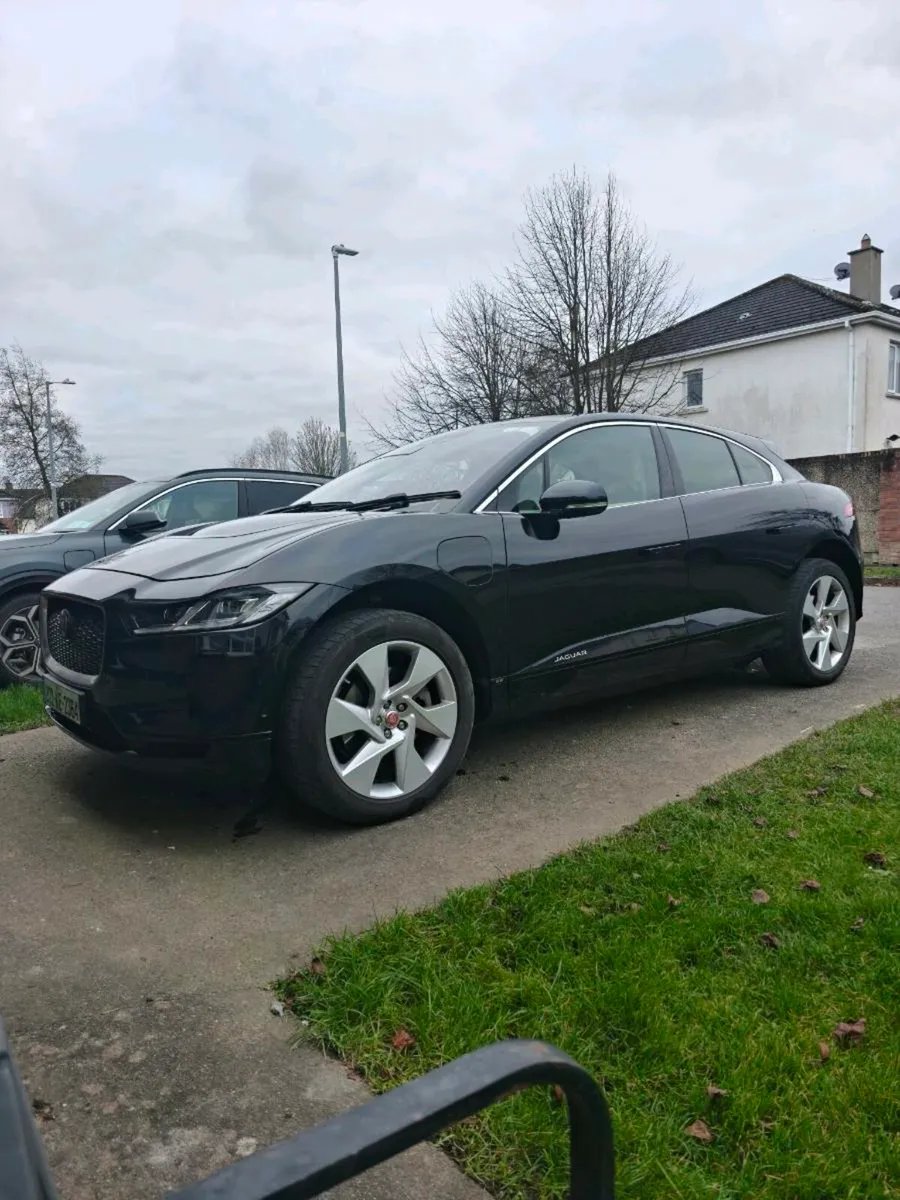 Jaguar I-Pace Black Ivory Leather interior - Image 1