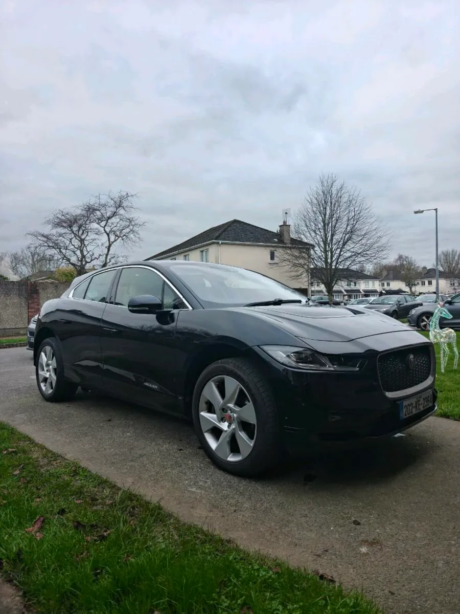 Jaguar I-Pace Black Ivory Leather interior - Image 2
