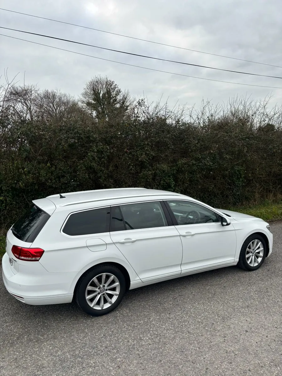 2015 Volswagen Passat tdi Buisness Addition - Image 1