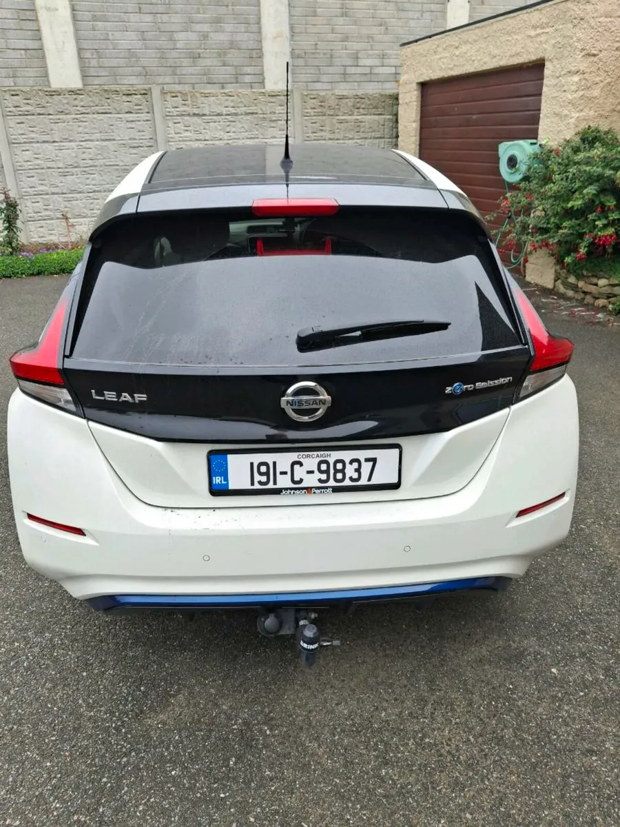 Nissan leaf - Image 4