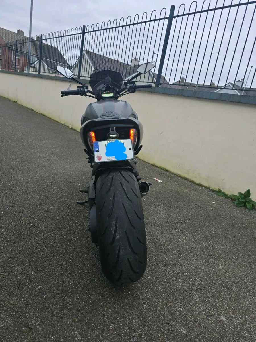 Motorcycle - Image 3