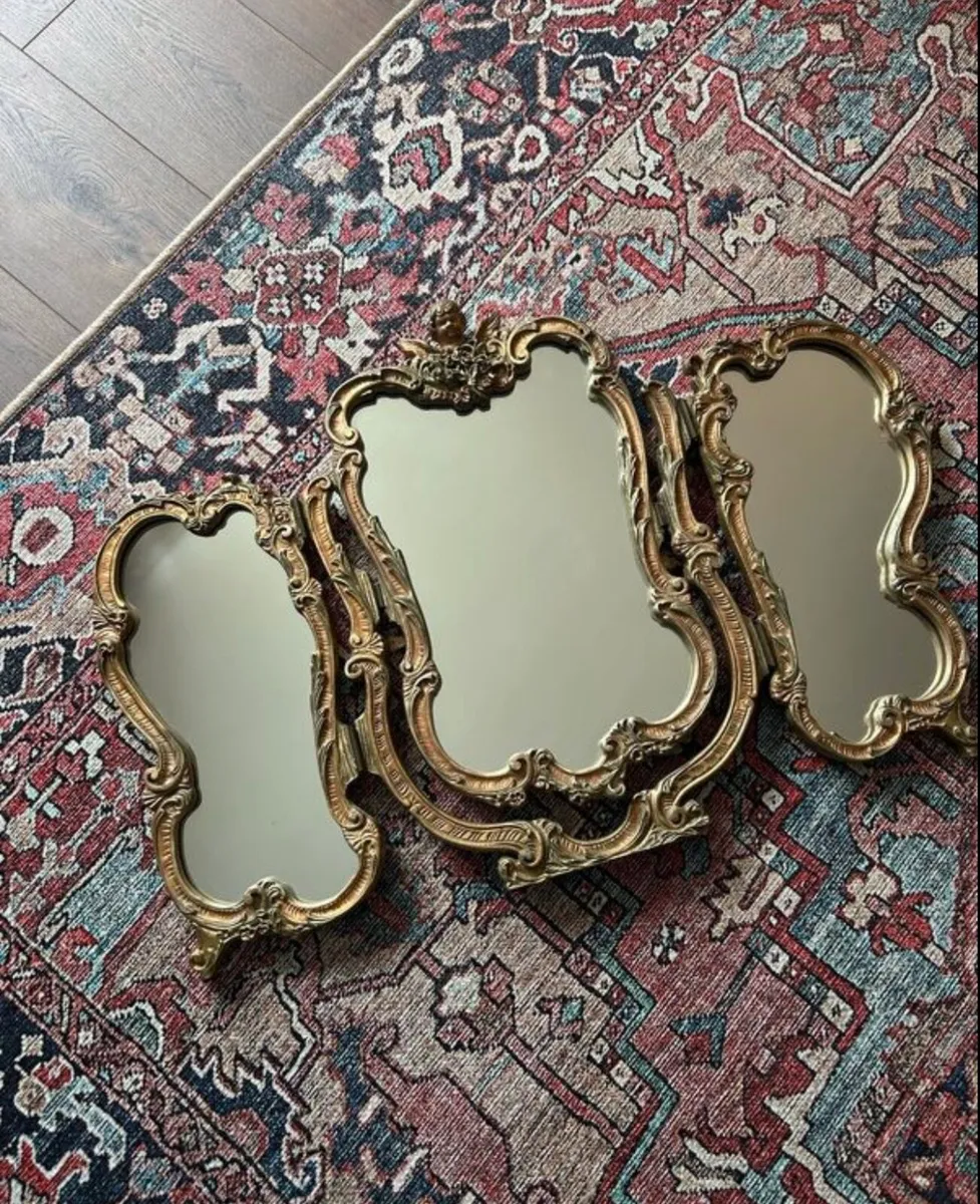 Carved three part gold mirror - Image 3