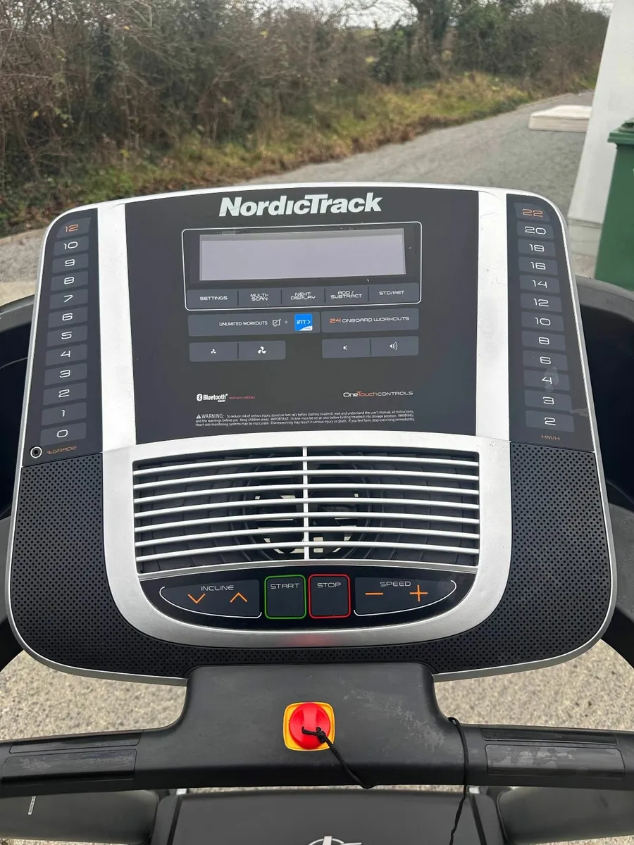 Nordic Track Treadmill S25i - Image 2
