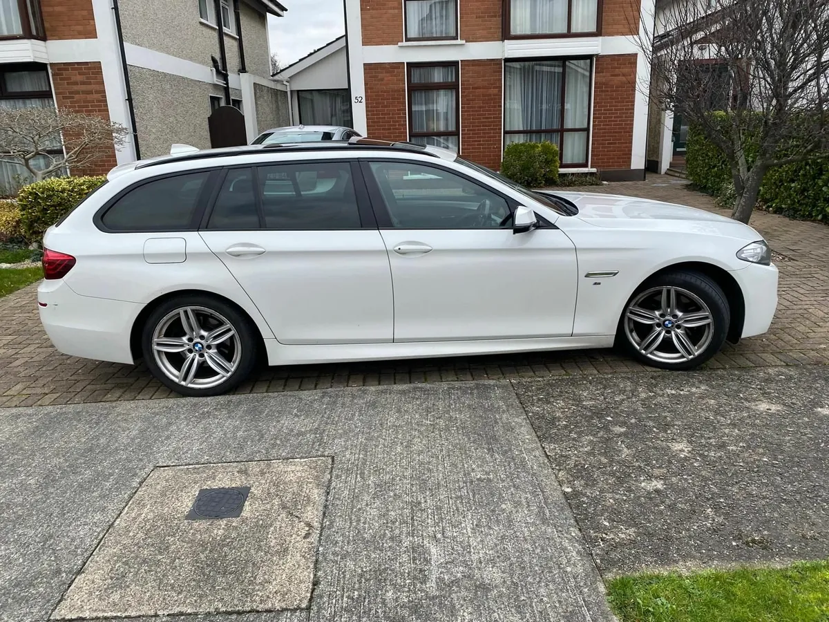 2016 BMW 520D M-SPORT TOURING - Image 4