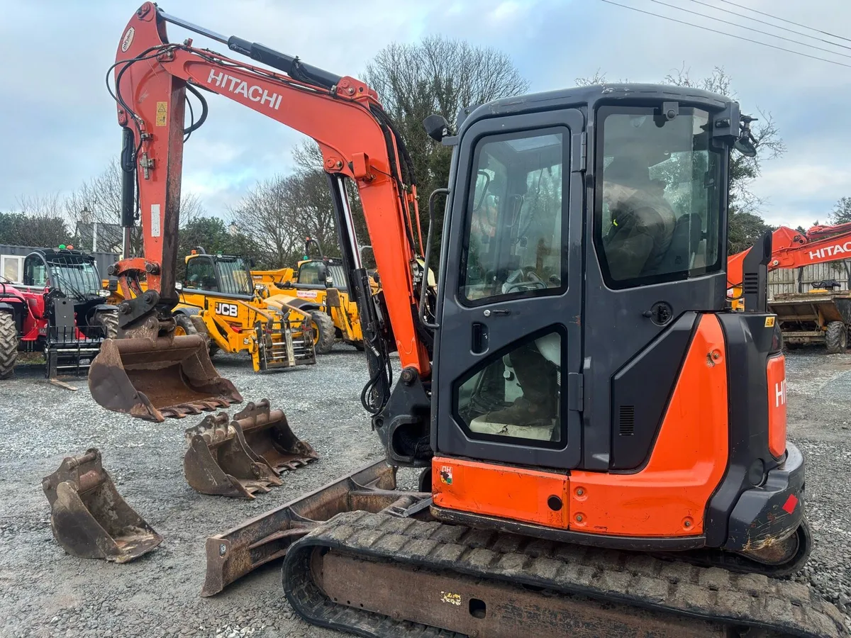 Hitachi ZX 55 U -5A CLR Digger - Image 3