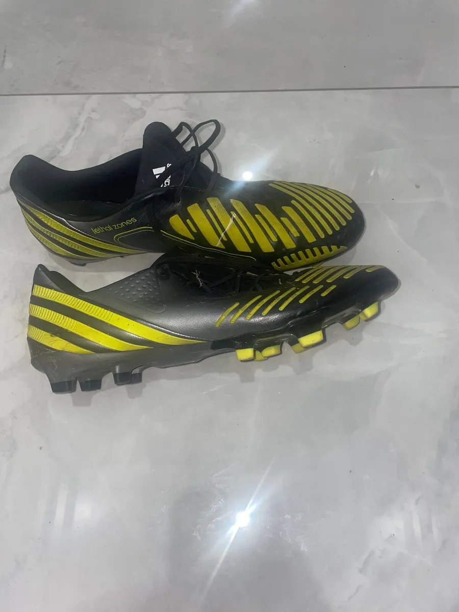 Football boots - Image 3