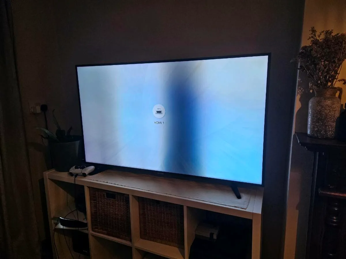 Samsung TV - Image 1