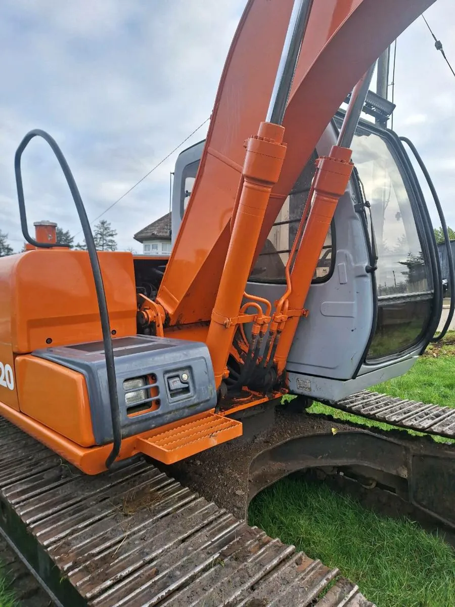 Hitachi ex120 - Image 4