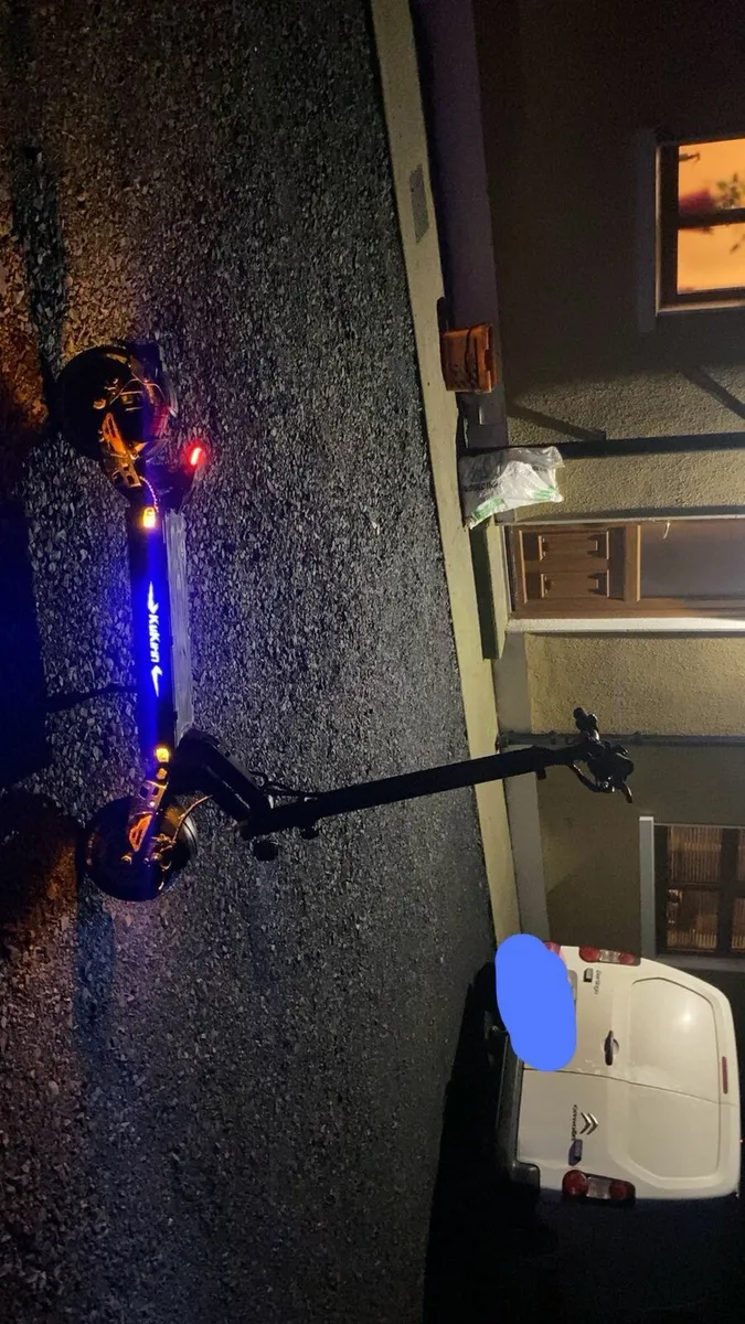 Kukirin G2 Master 2025 E scooter - Image 1