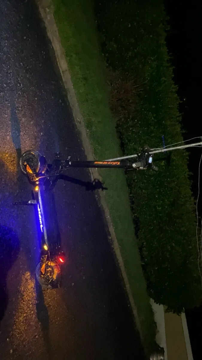 Kukirin G2 Master 2025 E scooter - Image 2