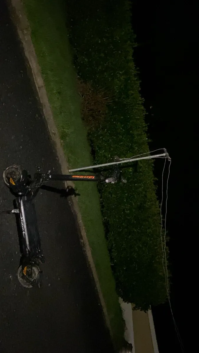 Kukirin G2 Master 2025 E scooter - Image 3